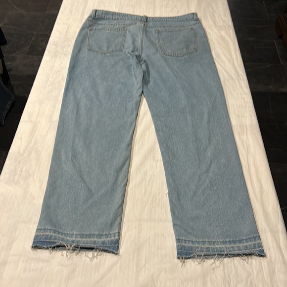 Embroidered jeans - Picture 2 of 3